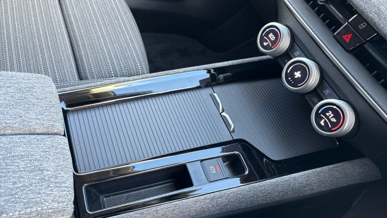 Skoda Superb 1.5 TSI iV SE Technology DSG 5dr Estate